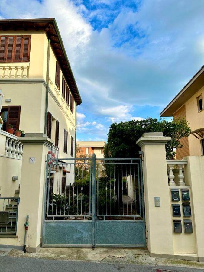 La Casa Di Filippo Apartment Quercianella Luaran gambar